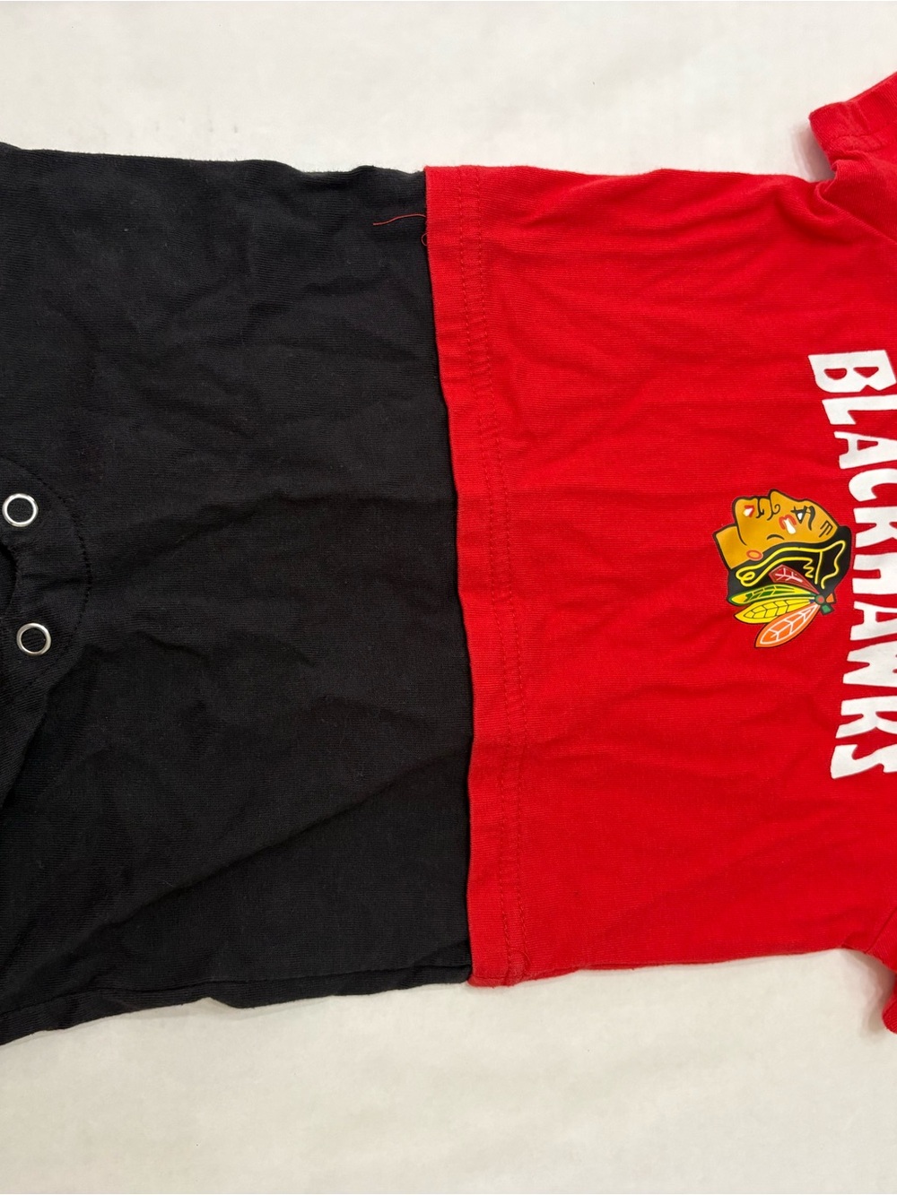 NHL Red and Black Chicago Blackhawks Infant One-Piece Bodysuit